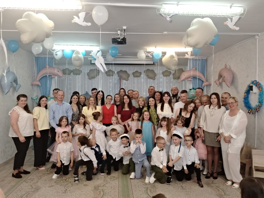 В добрый путь, выпускники!